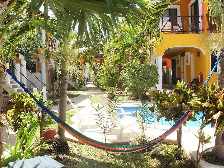 El Acuario Hotel بلايا ديل كارمن