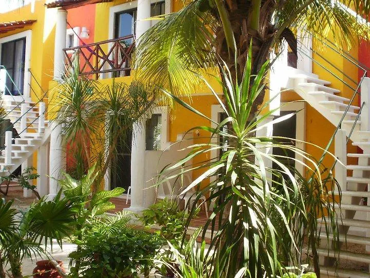 El Acuario Hotel بلايا ديل كارمن 3*,