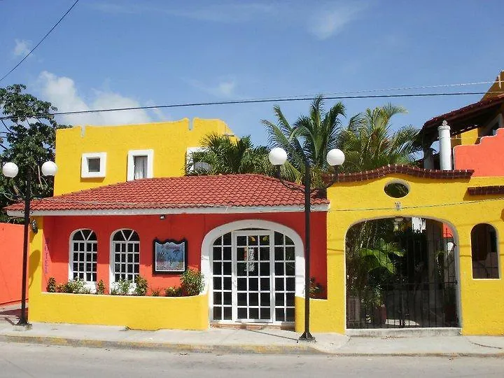 El Acuario Hotel بلايا ديل كارمن