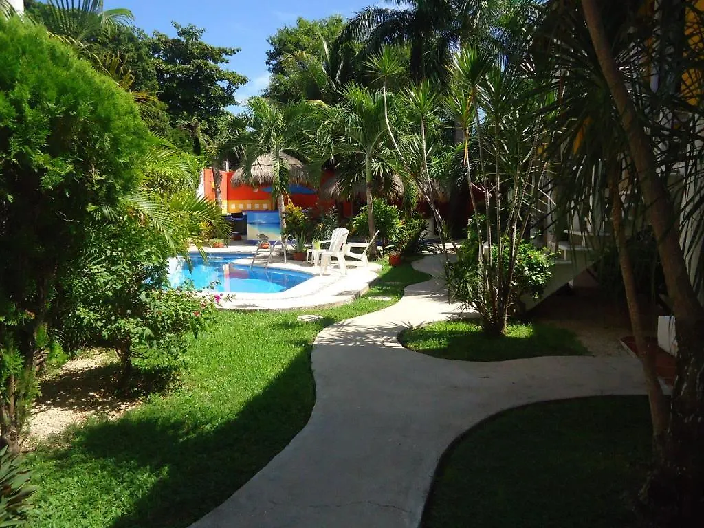 El Acuario Hotel بلايا ديل كارمن