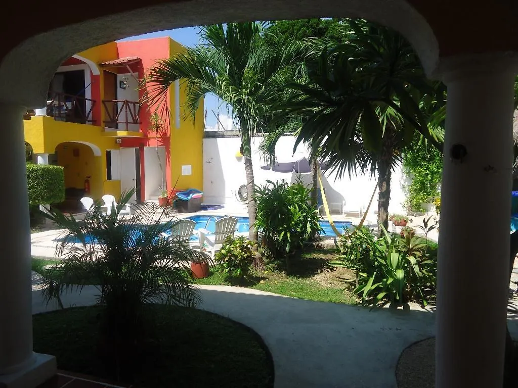 El Acuario Hotel بلايا ديل كارمن المكسيك