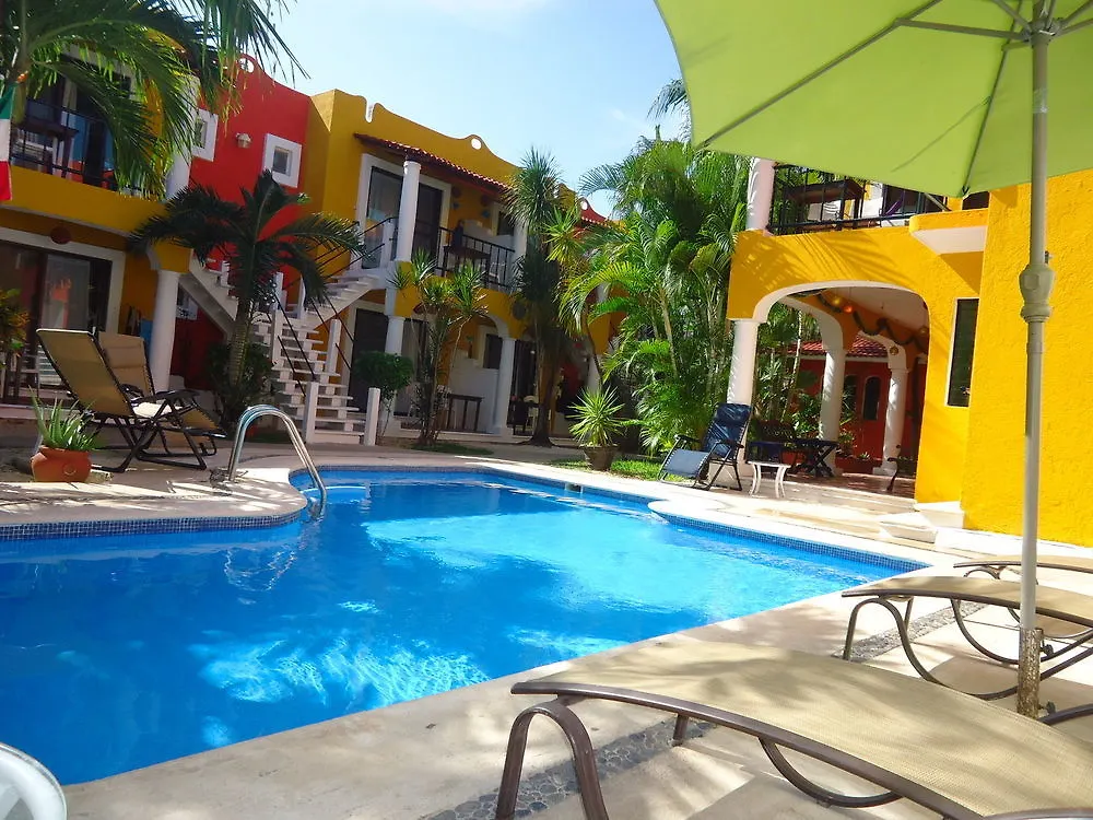 El Acuario Hotel بلايا ديل كارمن