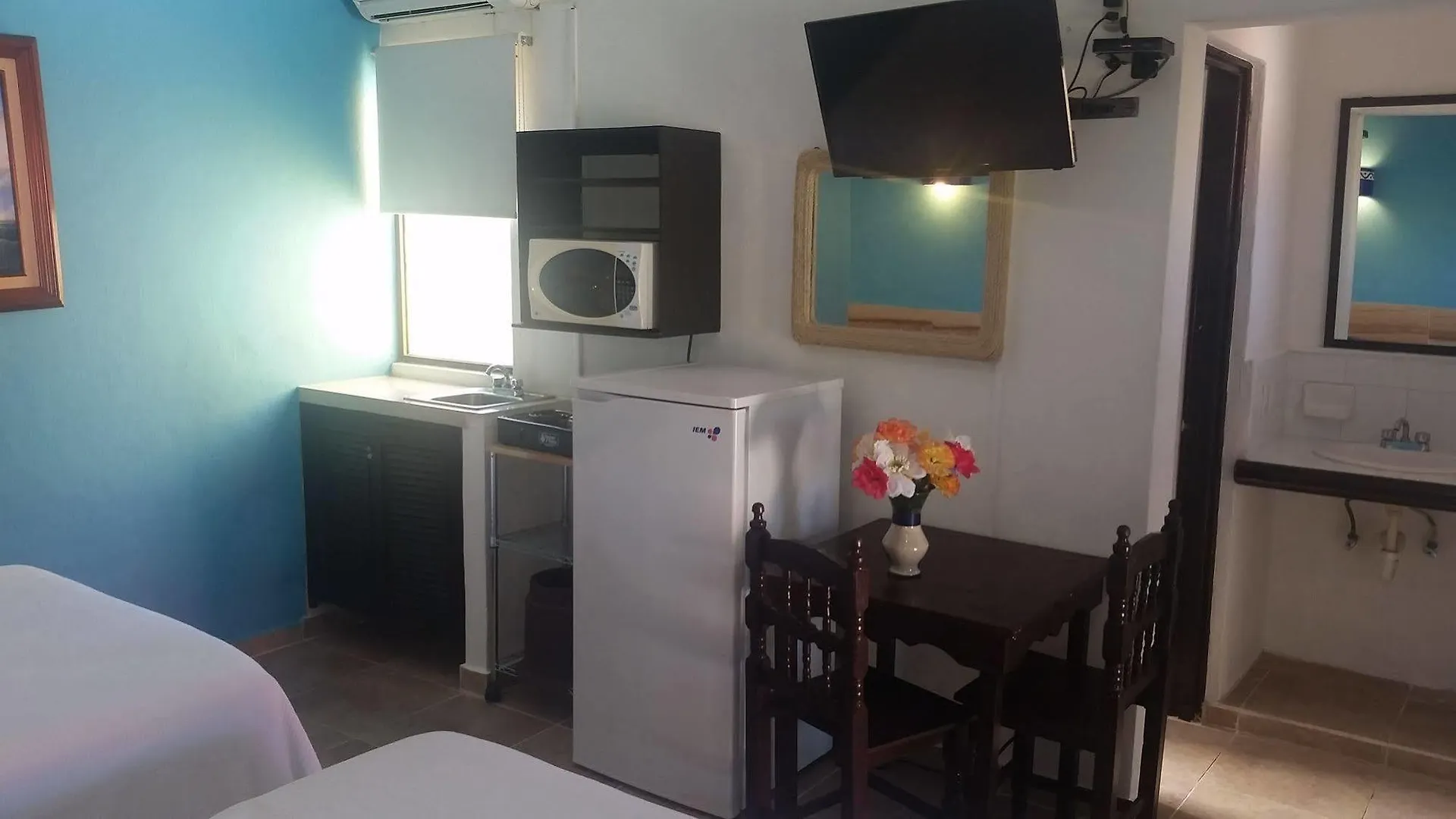 El Acuario Hotel بلايا ديل كارمن