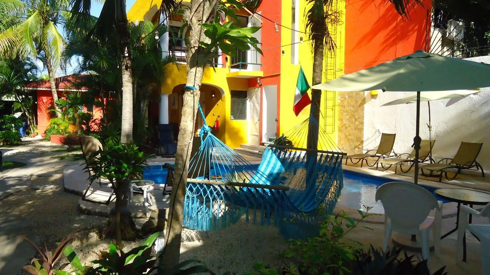 El Acuario Hotel بلايا ديل كارمن